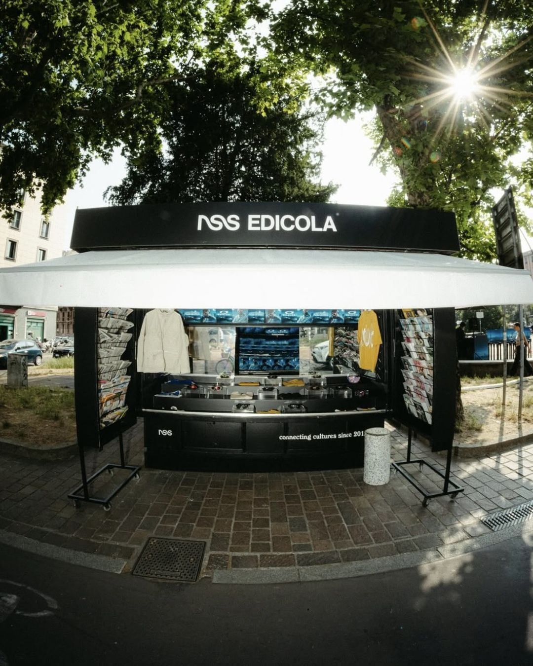 Oakley Piazza Bruno Buozzi, Milano