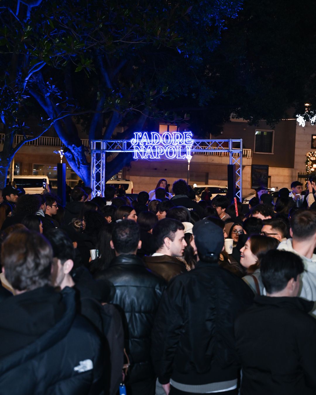 J'Adore Napoli 2500 Gran Finale Piazza San Pasquale, Napoli | Image 5364
