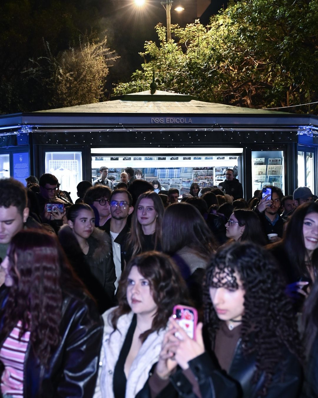 J'Adore Napoli 2500 Gran Finale Piazza San Pasquale, Napoli | Image 5378