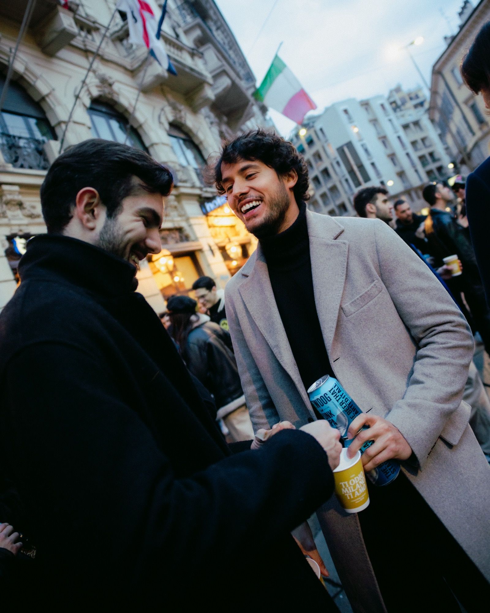 Come è andato il party finale di nss edicola Un ultimo saluto all'edicola in Corso Magenta | Image 489474