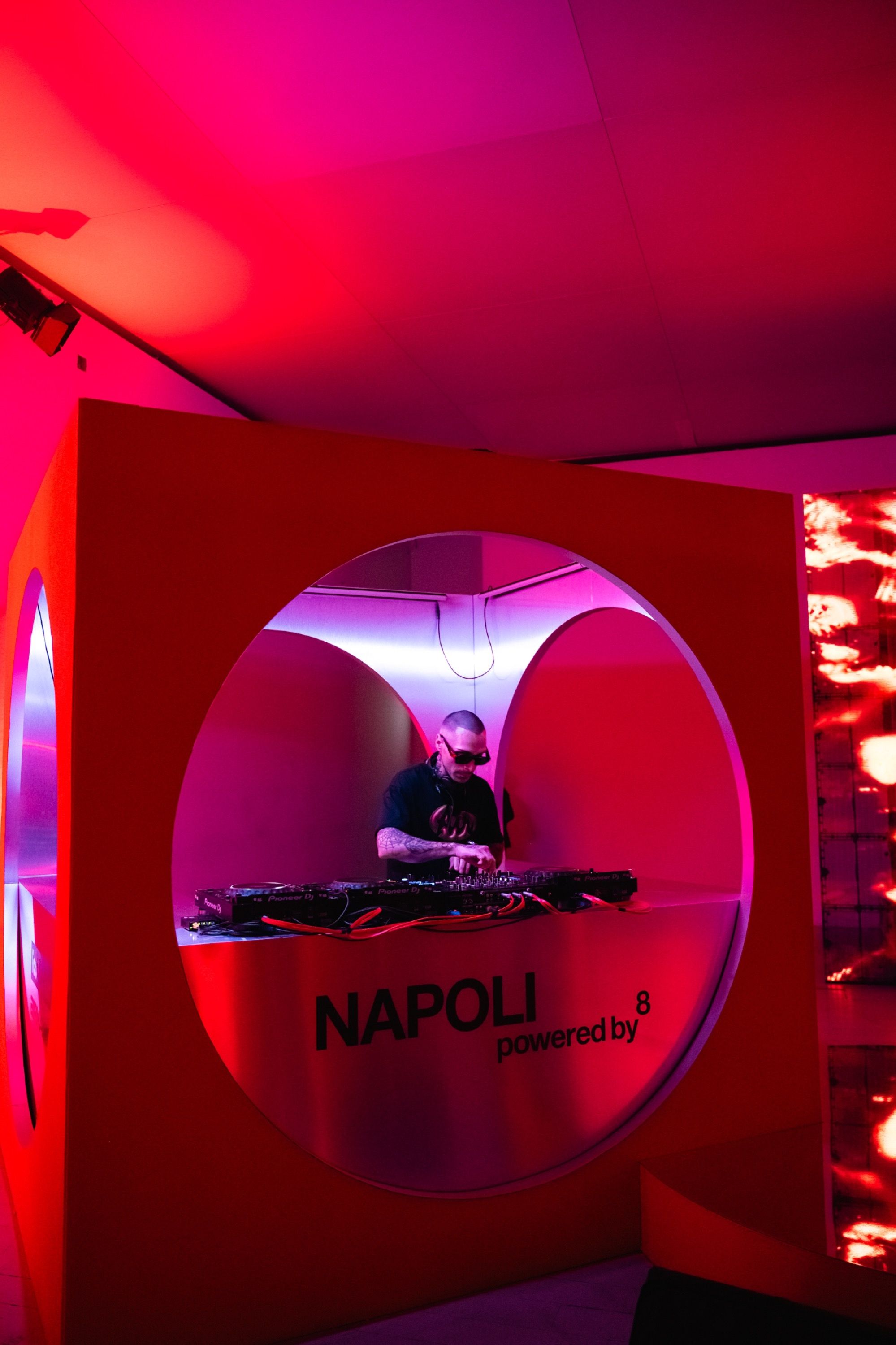 Here's what went down in Naples at the Foot Locker for Nike Air Max Dn8 event When futuristic design meets architectural brutalism | Image 560969