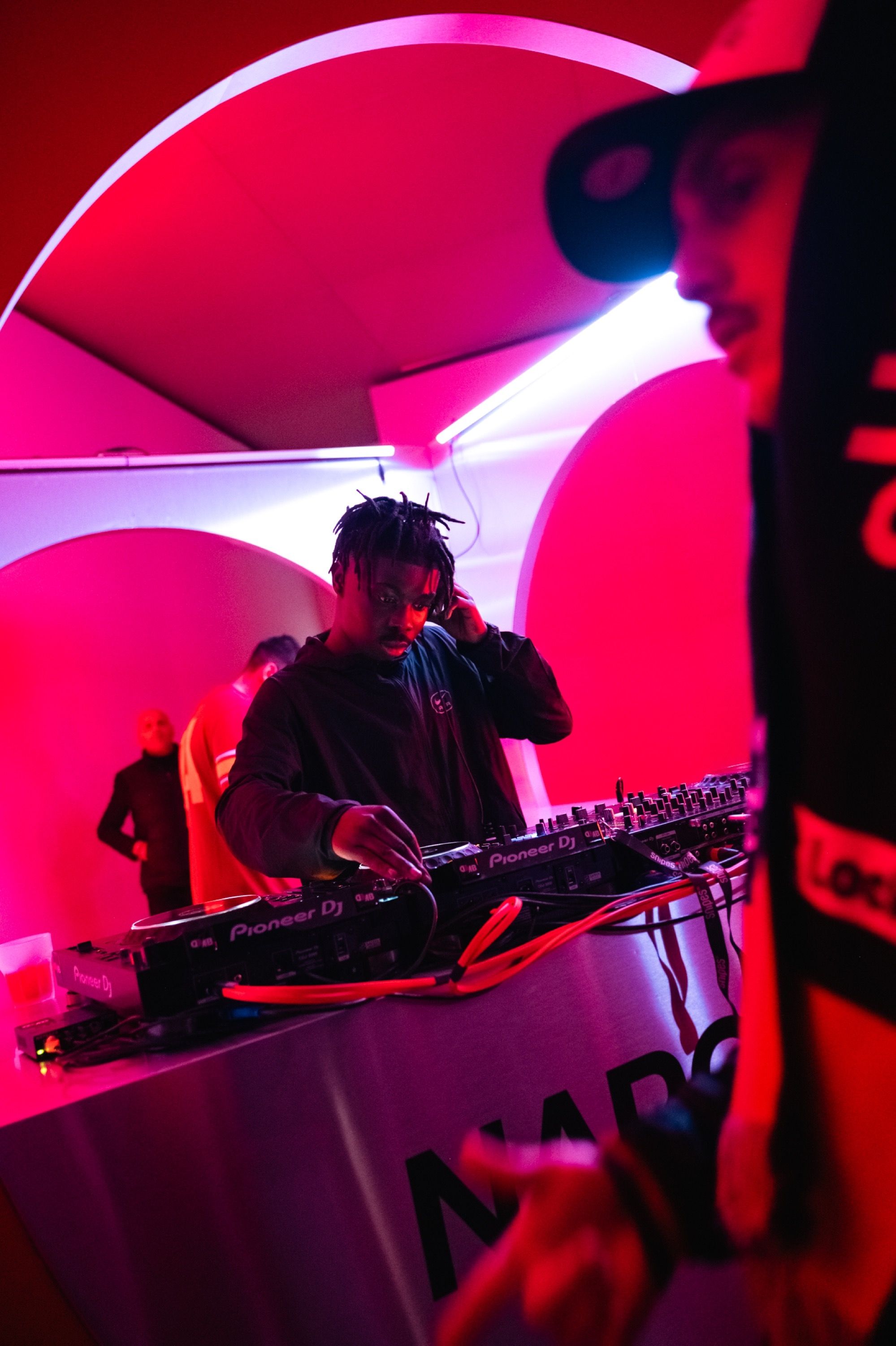 Here's what went down in Naples at the Foot Locker for Nike Air Max Dn8 event When futuristic design meets architectural brutalism | Image 560942