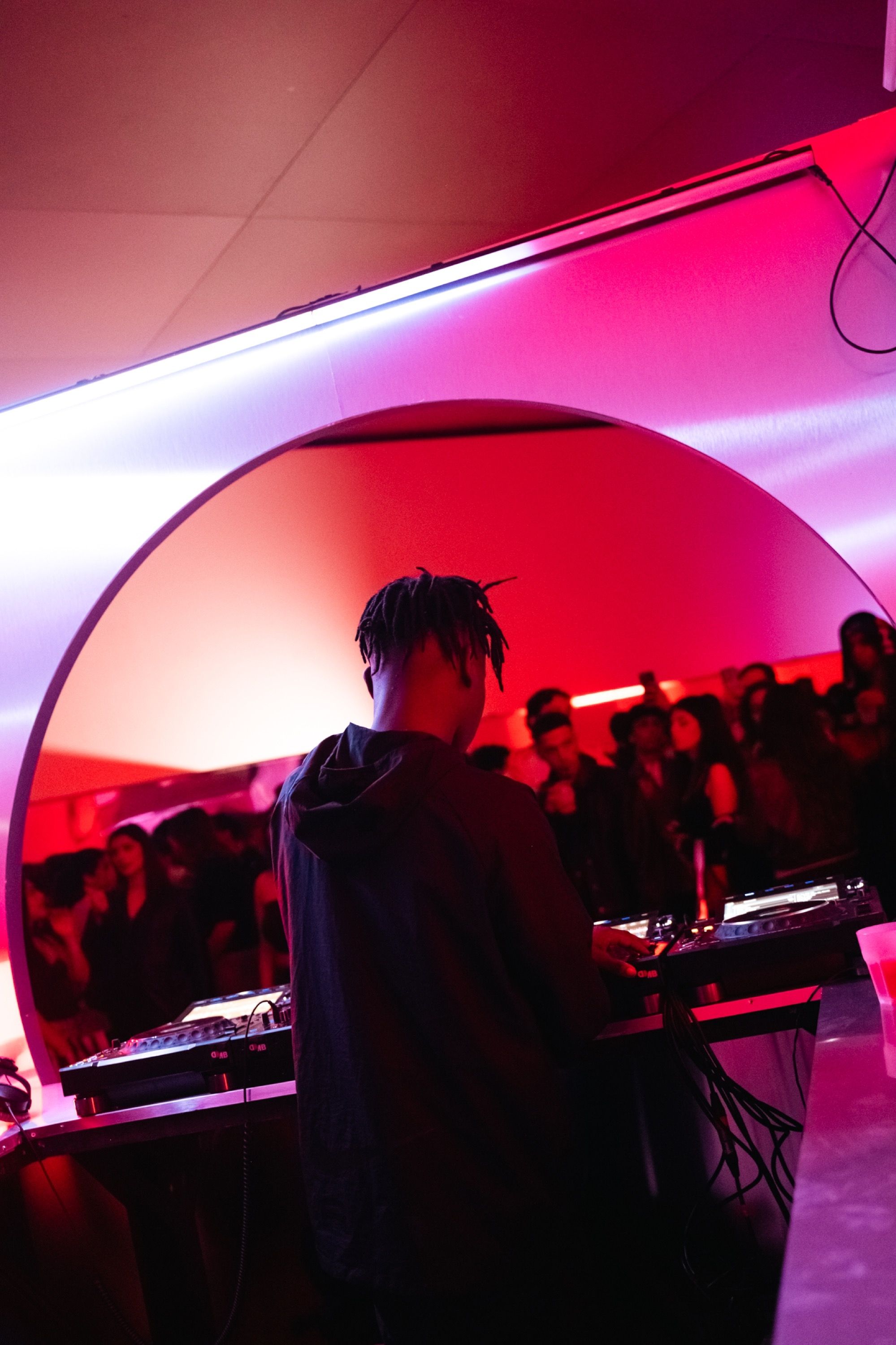 Here's what went down in Naples at the Foot Locker for Nike Air Max Dn8 event When futuristic design meets architectural brutalism | Image 560939