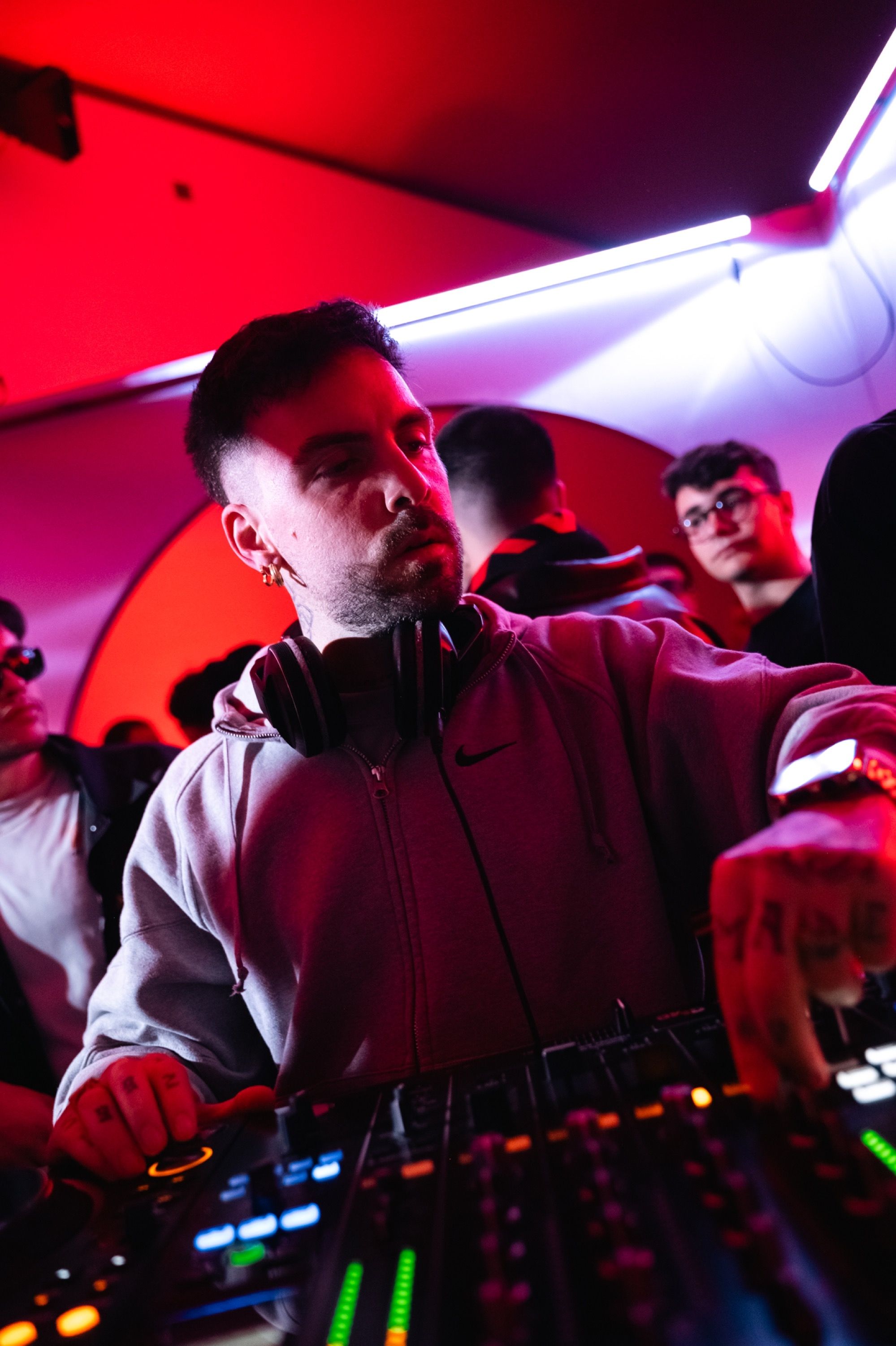 Here's what went down in Naples at the Foot Locker for Nike Air Max Dn8 event When futuristic design meets architectural brutalism | Image 560910