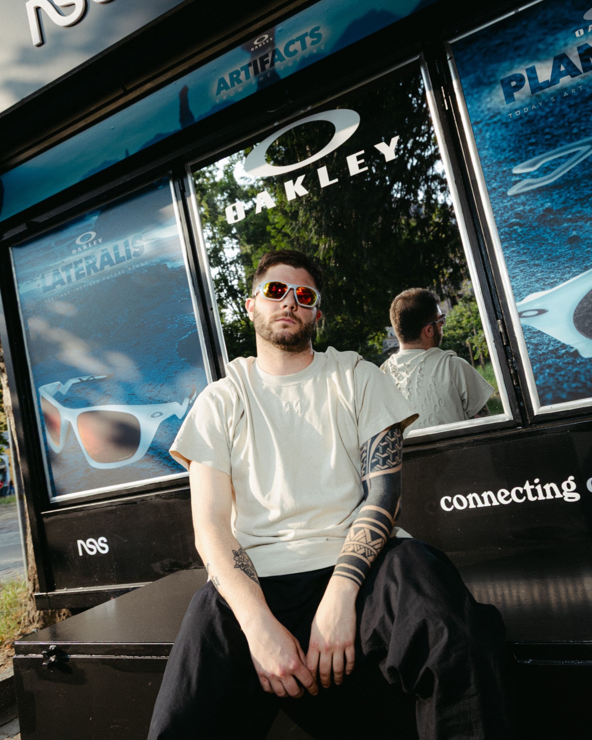 What went down at Oakley's “Artifacts from the Future” event at nss edicola For the occasion, our newsstand also became futuristic | Image 569548