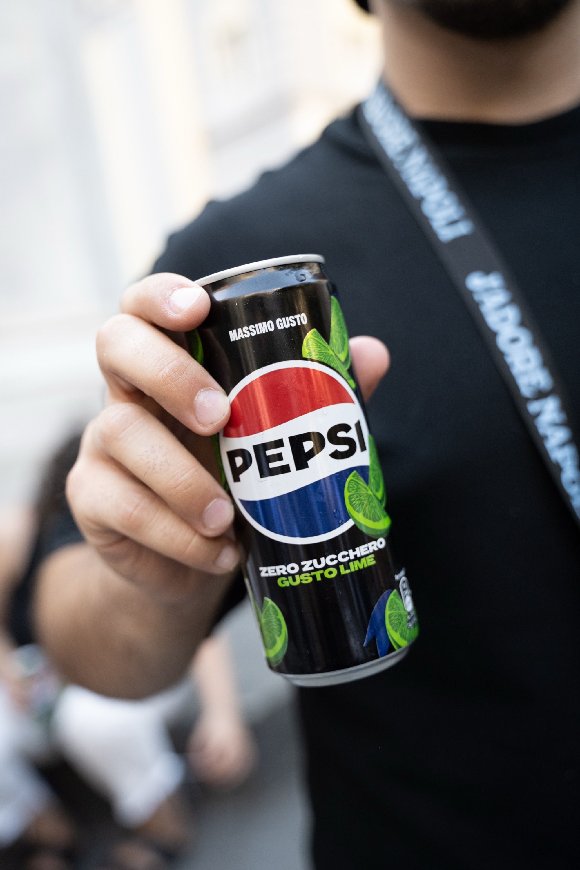 Here's what went down at the nss edicola and Pepsi event in Naples 'For The Love of Italian Music' turned Piazza San Pasquale into an open-air club | Image 572052