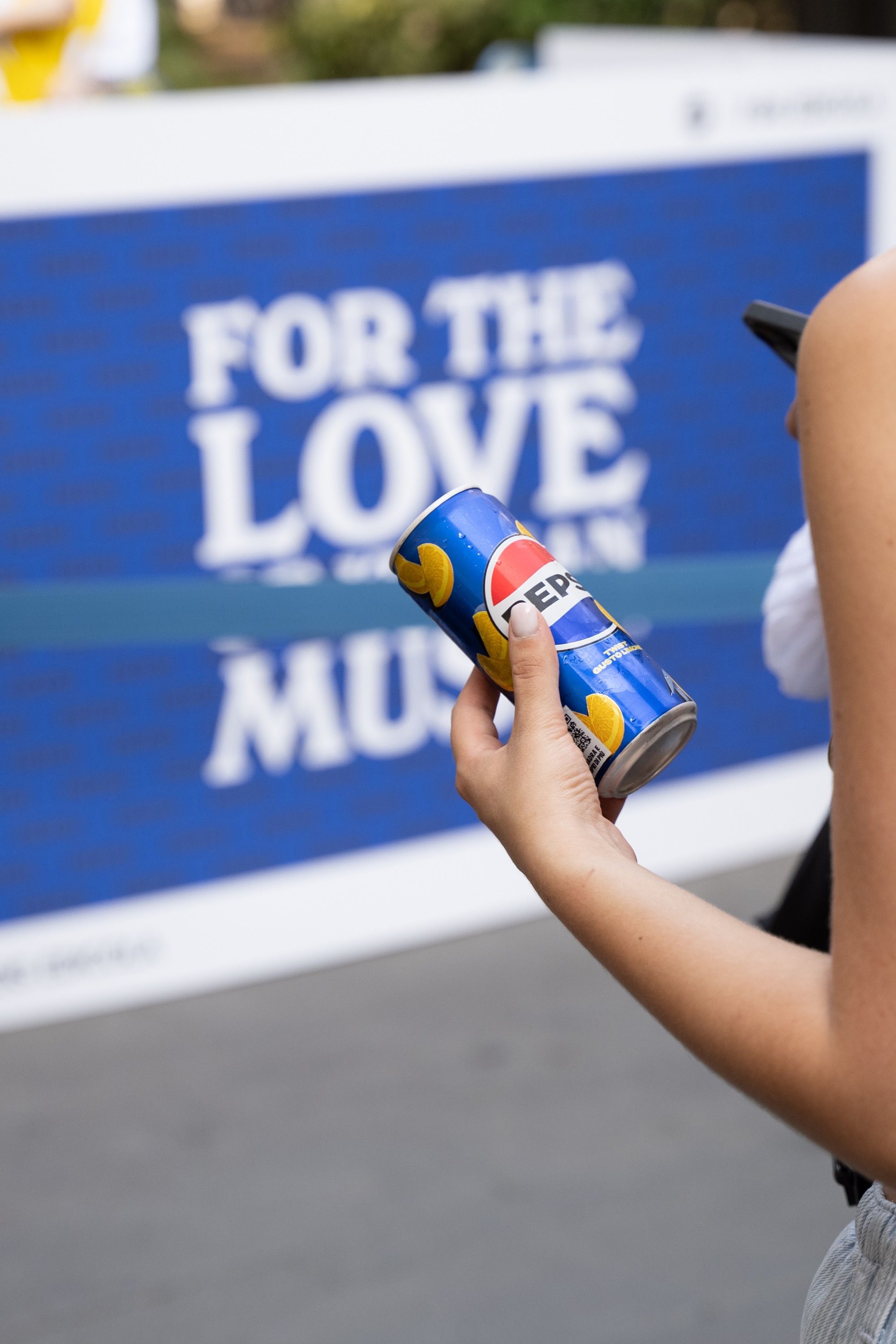 Here's what went down at the nss edicola and Pepsi event in Naples 'For The Love of Italian Music' turned Piazza San Pasquale into an open-air club | Image 572049