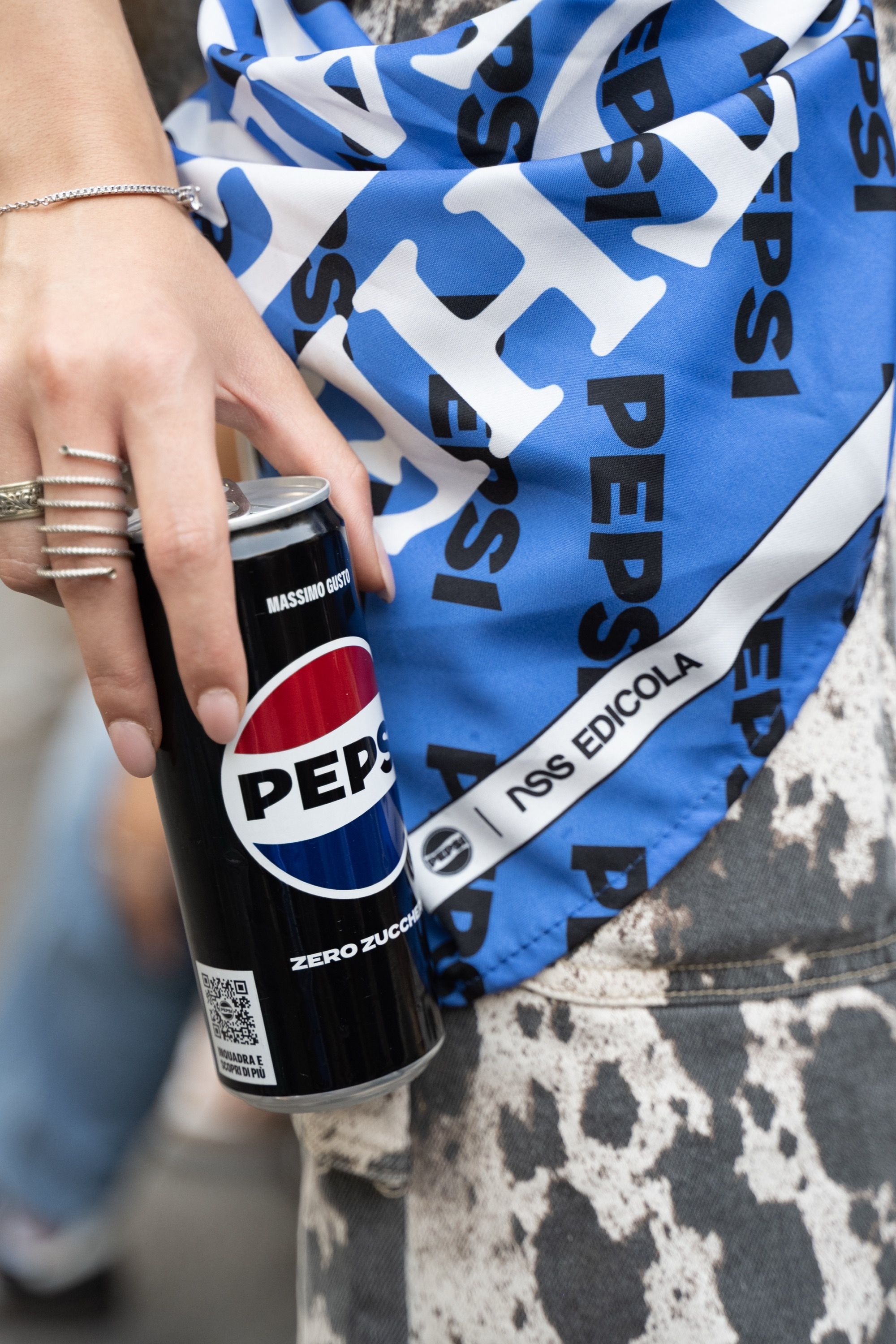 Here's what went down at the nss edicola and Pepsi event in Naples 'For The Love of Italian Music' turned Piazza San Pasquale into an open-air club | Image 572027