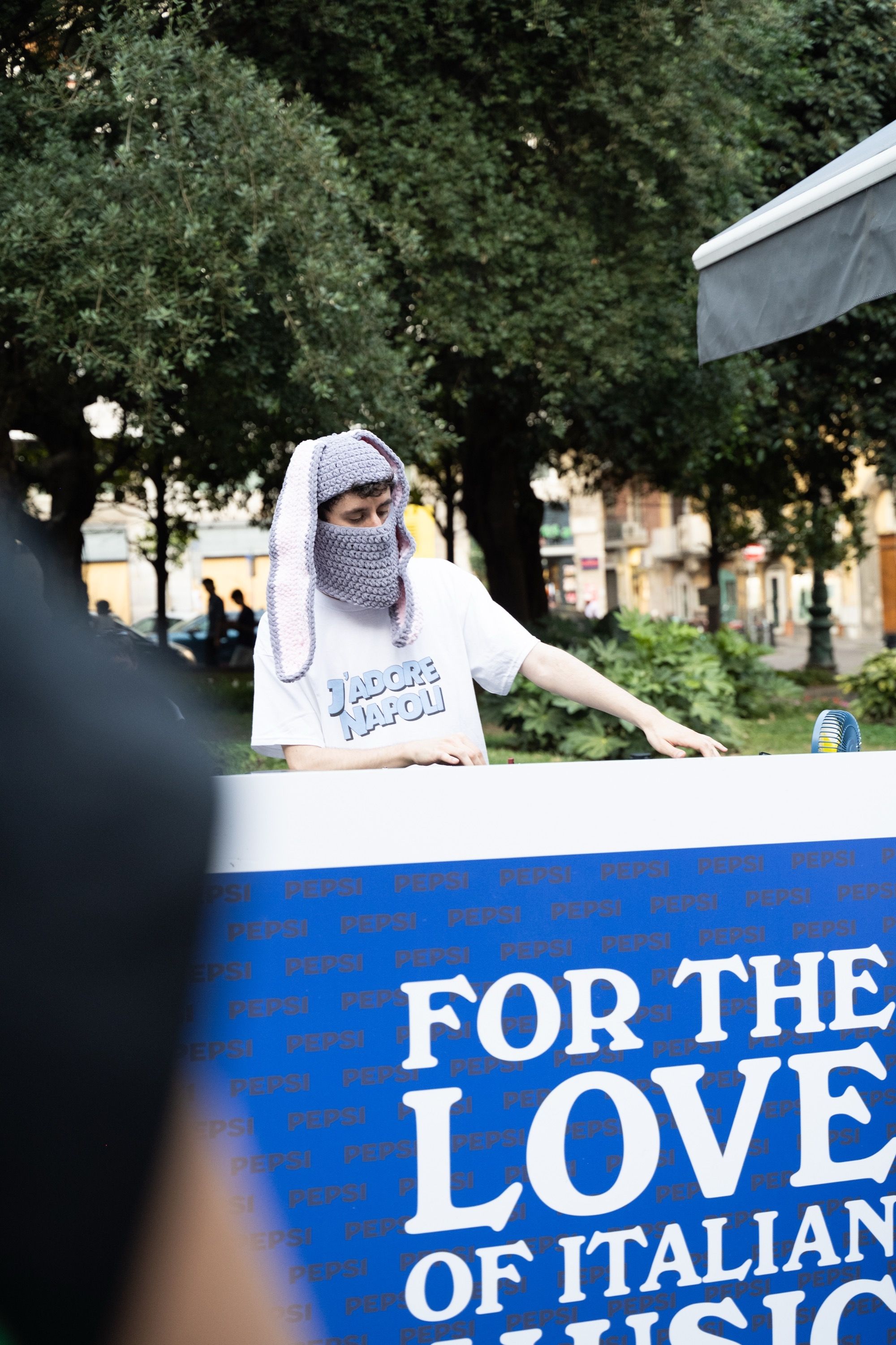 Here's what went down at the nss edicola and Pepsi event in Naples 'For The Love of Italian Music' turned Piazza San Pasquale into an open-air club | Image 572026