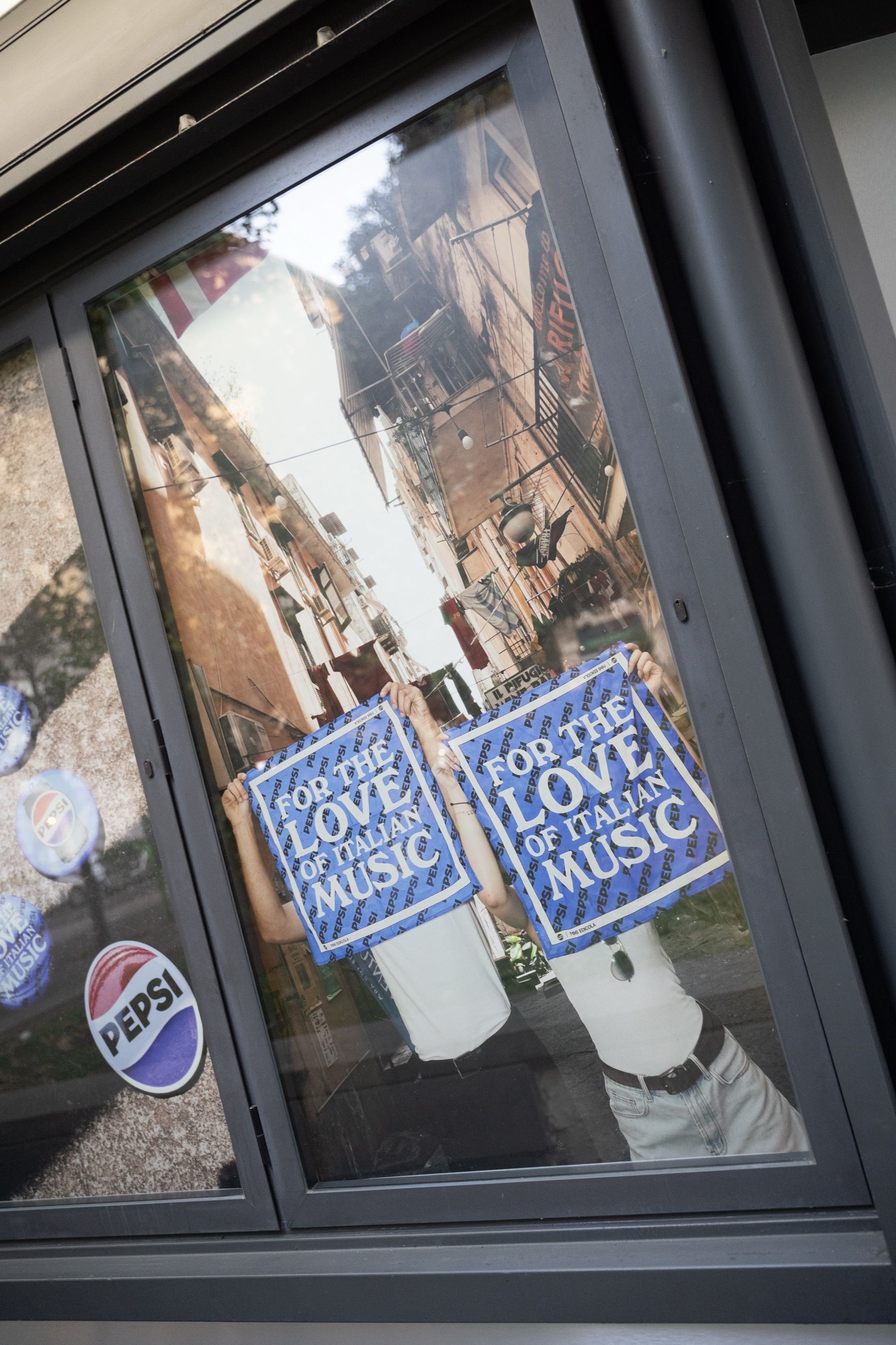 Here's what went down at the nss edicola and Pepsi event in Naples 'For The Love of Italian Music' turned Piazza San Pasquale into an open-air club | Image 572025