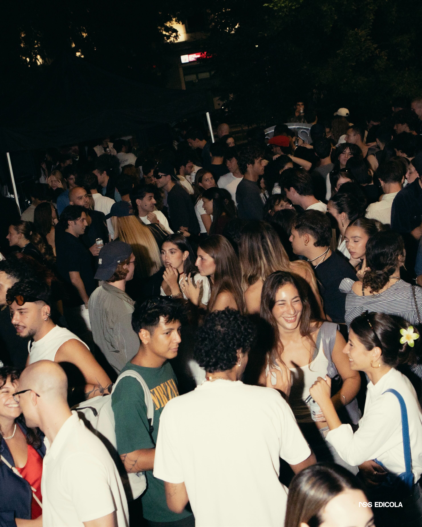 Here's what went down at the GUESS JEANS party at nss edicola in Milan An evening that saw the brand's community come together and receive a special gift | Image 580321