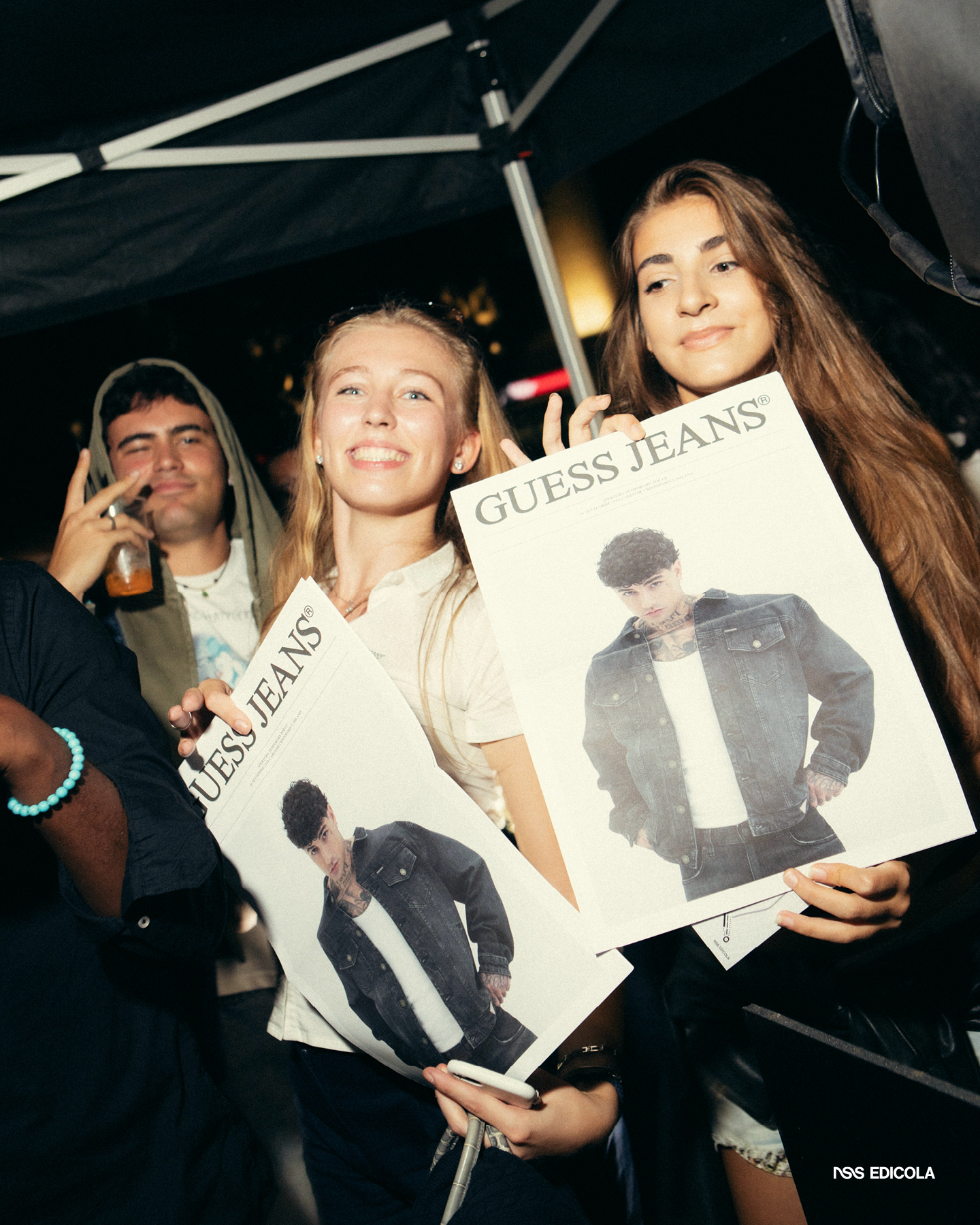 Here's what went down at the GUESS JEANS party at nss edicola in Milan An evening that saw the brand's community come together and receive a special gift | Image 580314