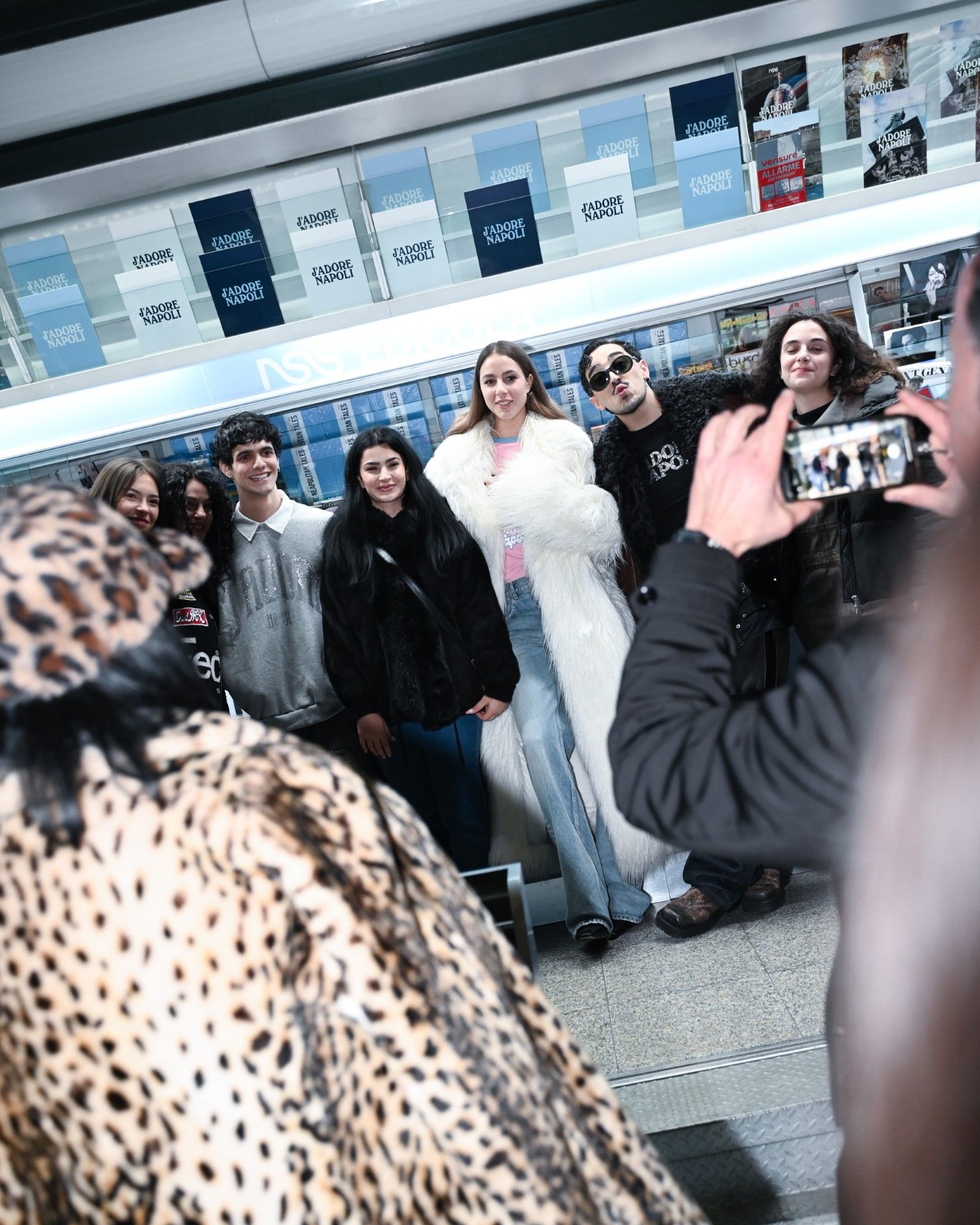 What went down at the X-Factor meet & greet at nss edicola in Naples Crowds of fans, waiting for the final, met four of the most popular former contestants | Image 593920