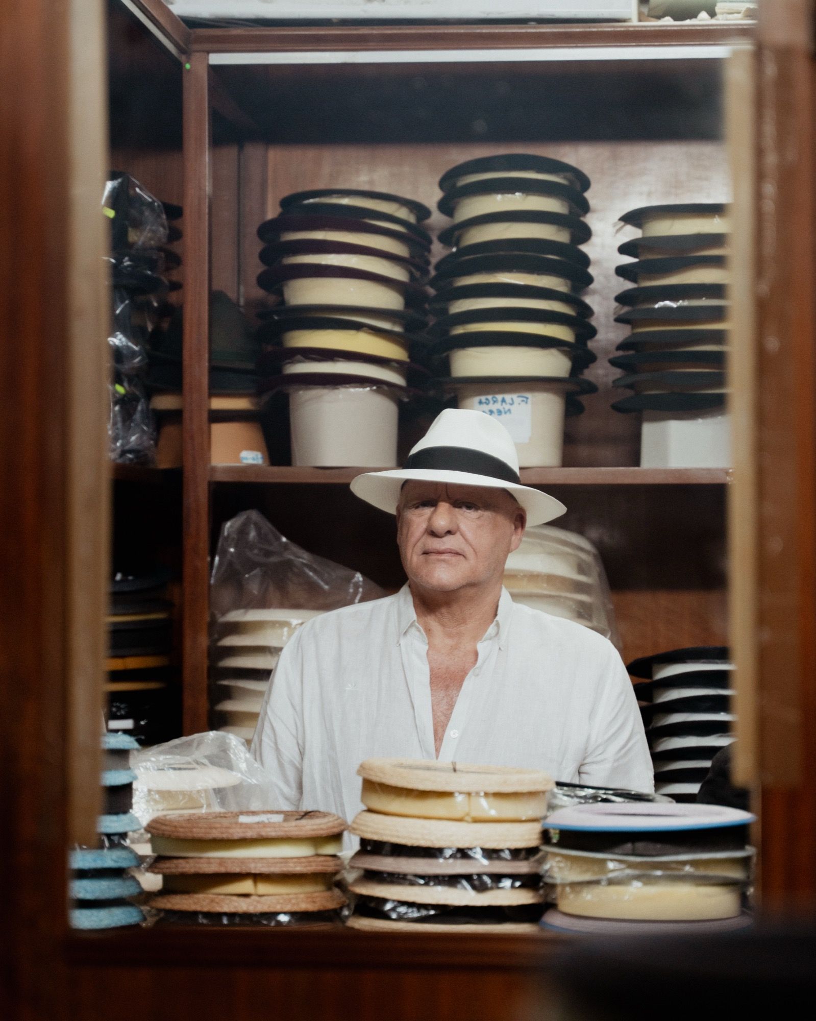 «Quella volta che rubai un libro a Peppe Lanzetta», Edgardo Pistone intervista Peppe Lanzetta Estratto da Cinema Napoletano, il secondo free press di nss edicola | Image 619197