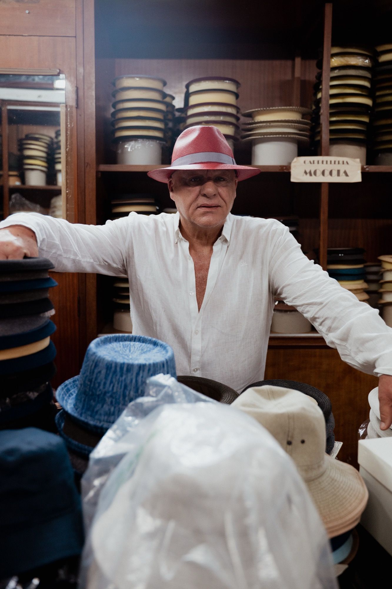 «Quella volta che rubai un libro a Peppe Lanzetta», Edgardo Pistone intervista Peppe Lanzetta Estratto da Cinema Napoletano, il secondo free press di nss edicola | Image 619188