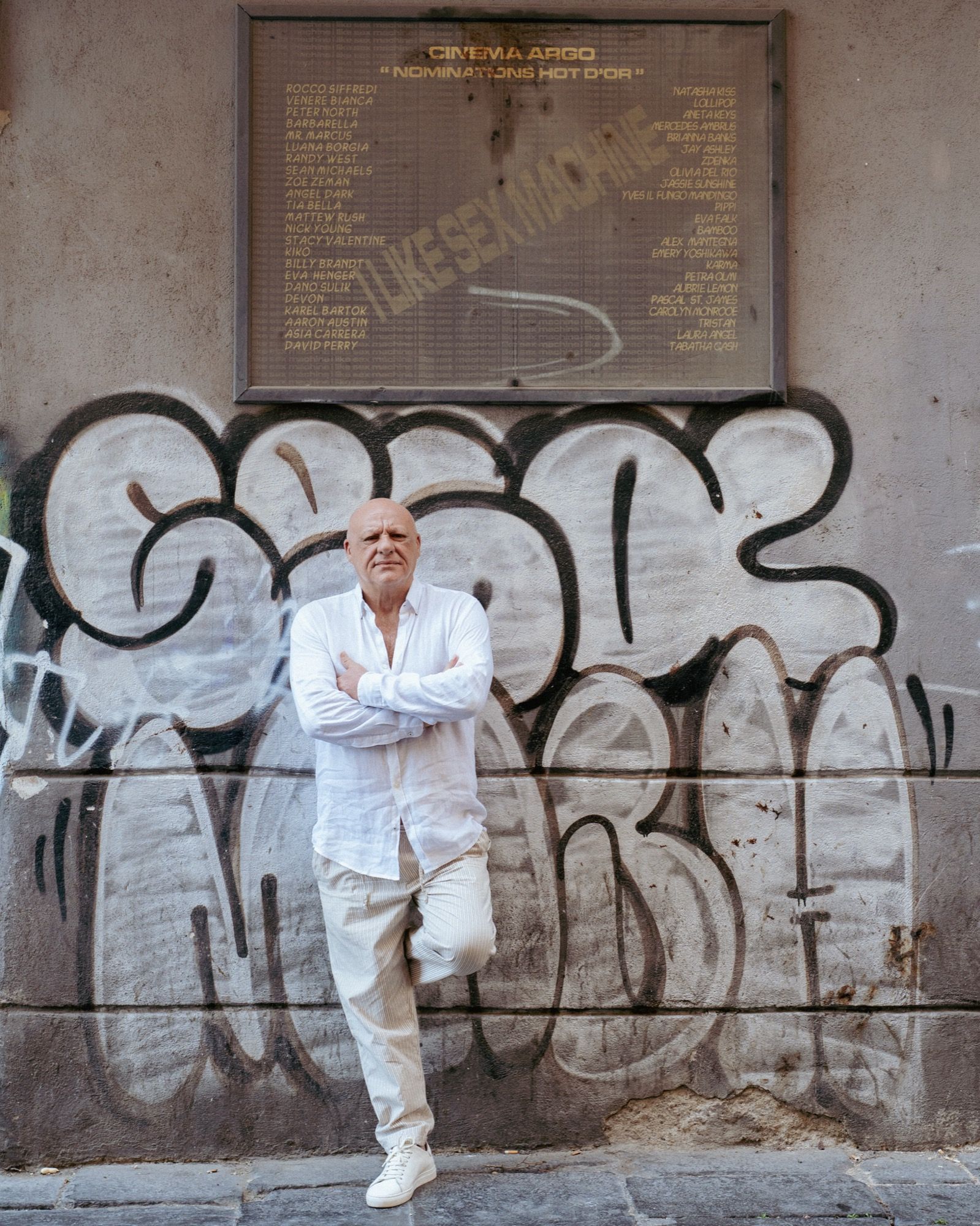 «Quella volta che rubai un libro a Peppe Lanzetta», Edgardo Pistone intervista Peppe Lanzetta Estratto da Cinema Napoletano, il secondo free press di nss edicola | Image 619183