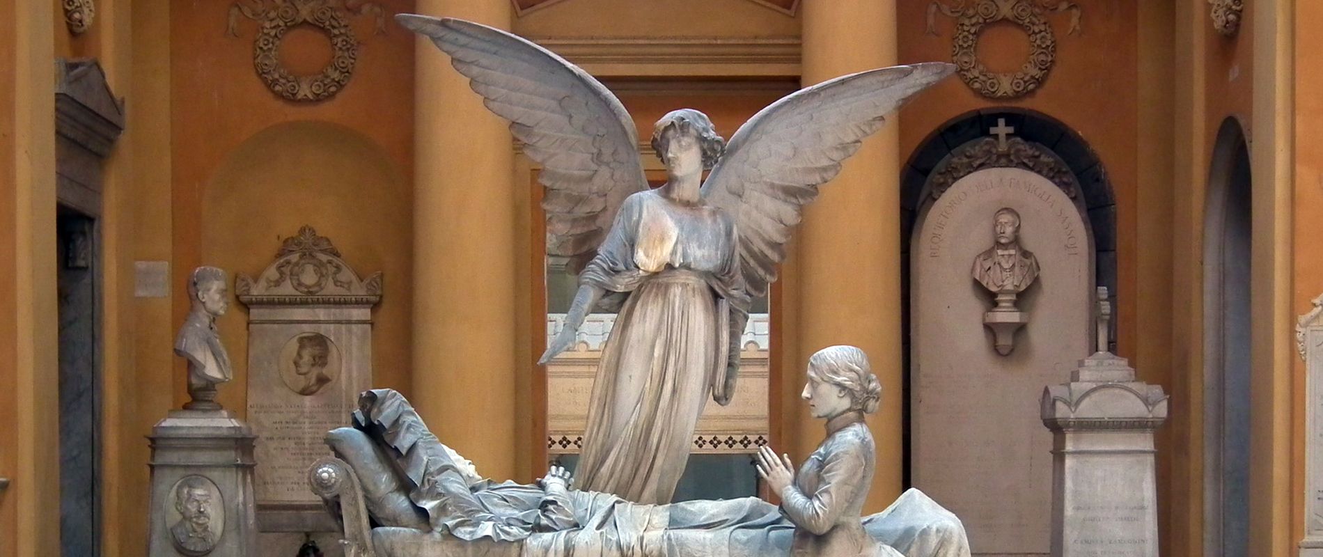 I migliori cimiteri da visitare quest'estate Cinque luoghi per poter scoprire il lato più vivo della memoria | Image 619683