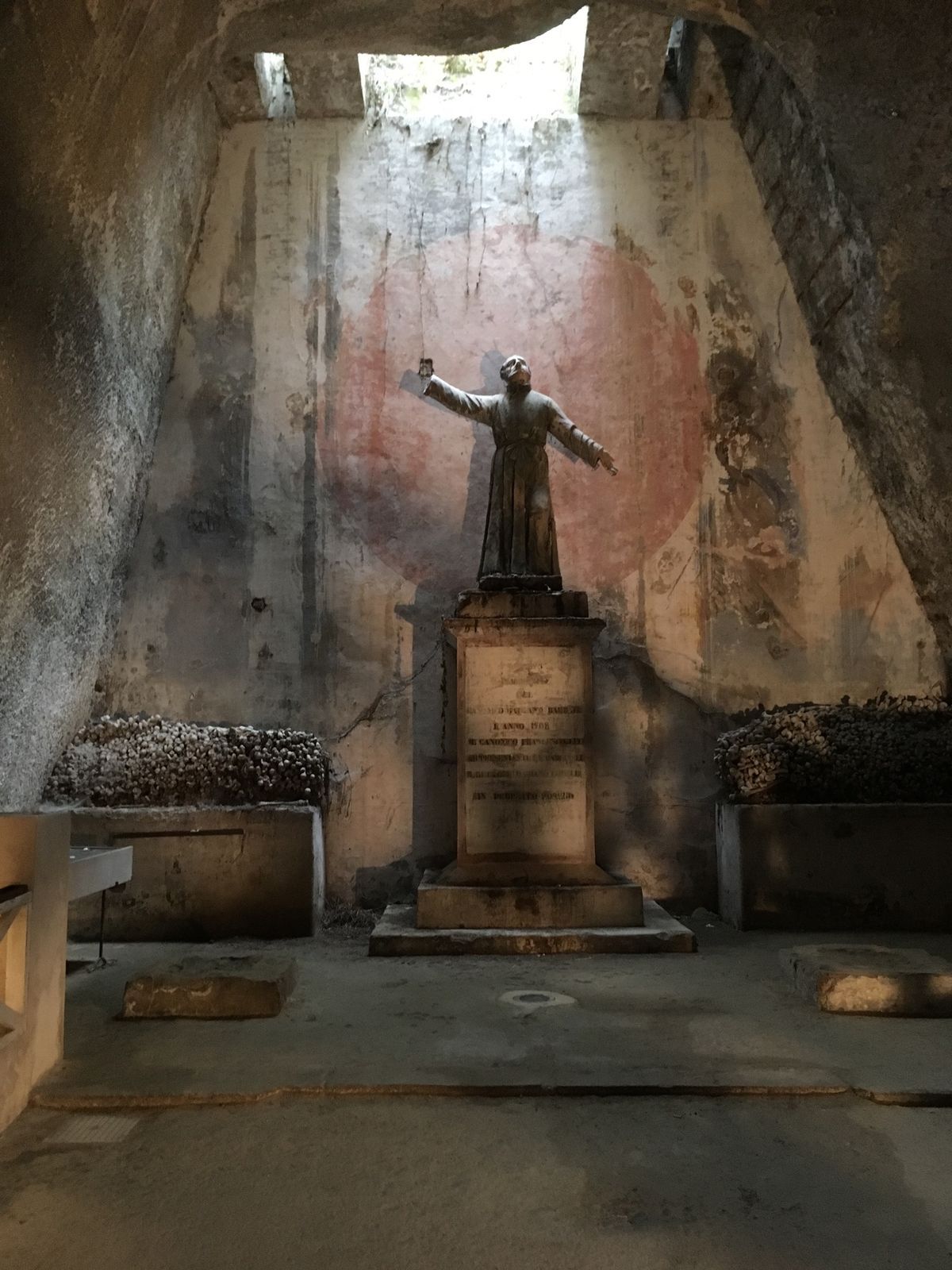 Il lato più sorprendente dei cimiteri italiani Da Busto Arsizio a Napoli, l'Italia funeraria oltre le guide turistiche | Image 619906