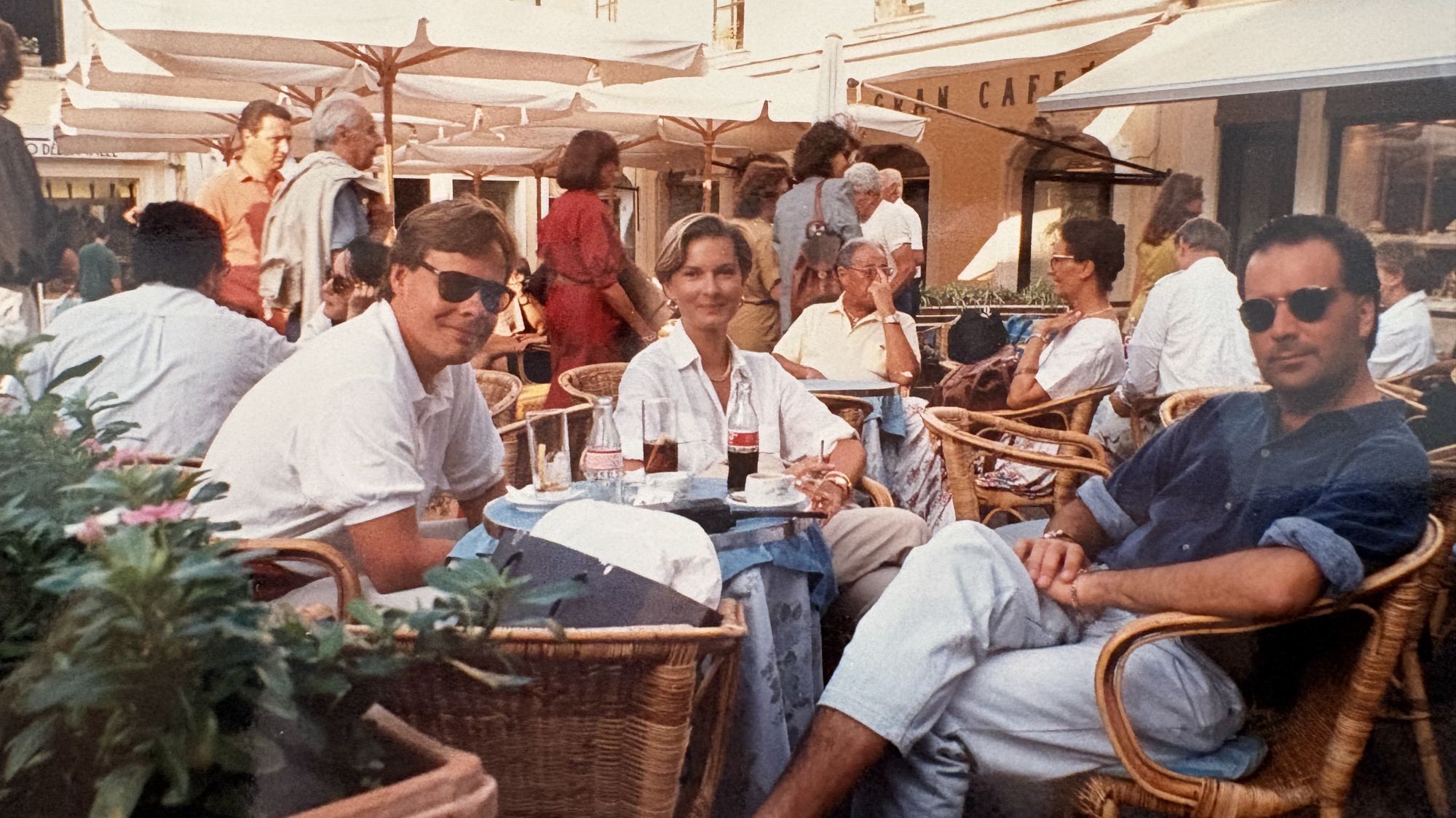 RussoCapri è la boutique che ha fatto la storia di Capri Capri C’est Chic by nss edicola celebra la tradizione e l'allure mediterraneo | Image 619834