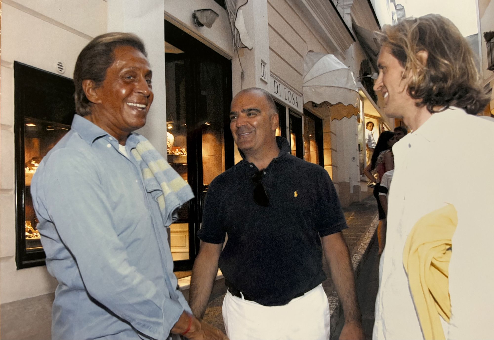 RussoCapri è la boutique che ha fatto la storia di Capri Capri C’est Chic by nss edicola celebra la tradizione e l'allure mediterraneo | Image 619839