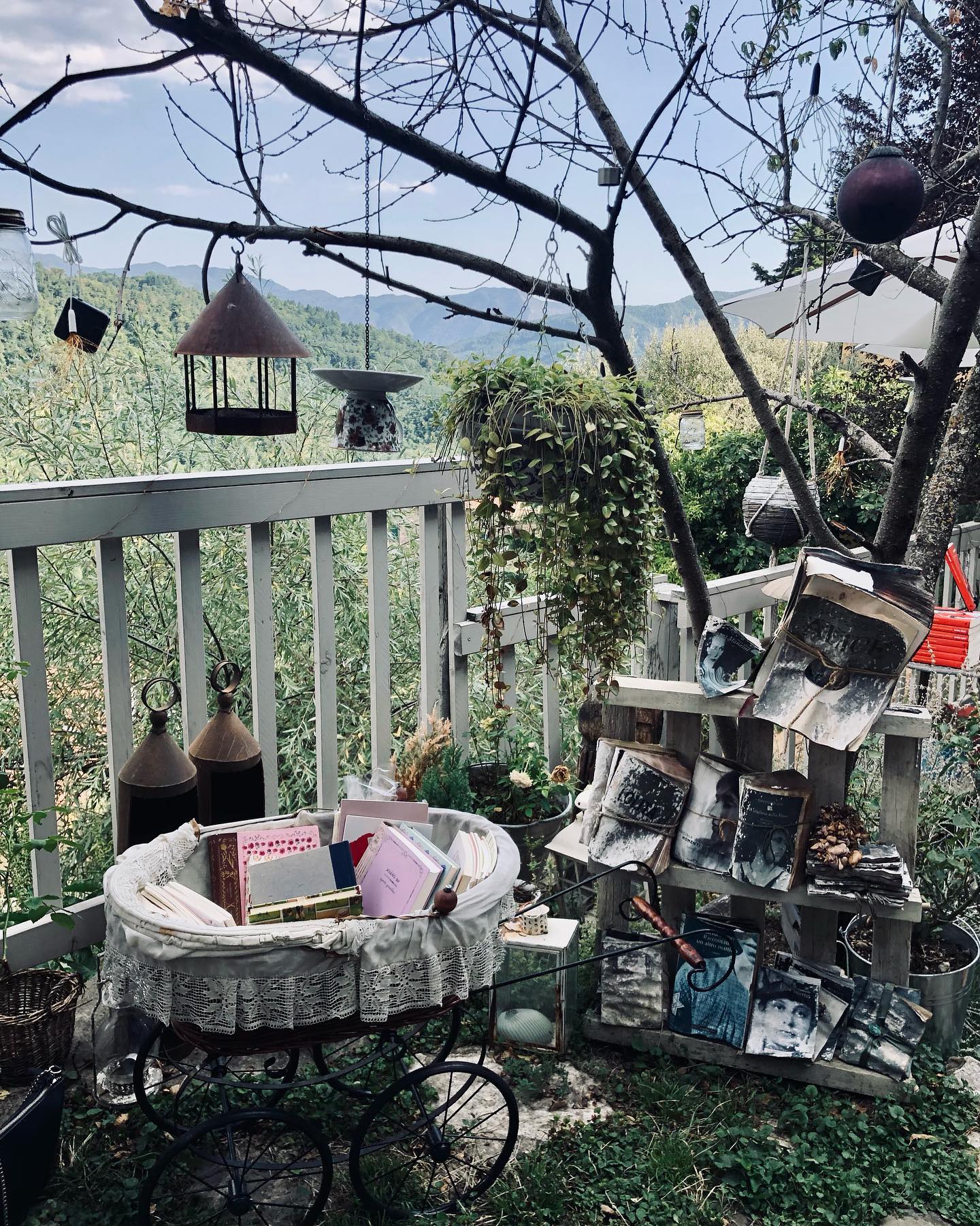 Cinque fughe da Firenze per scoprire la Toscana Dai boschi d'arte di Celle alla libreria di Lucignana, itinerari tra borghi fantasma e architetture visionarie | Image 619939