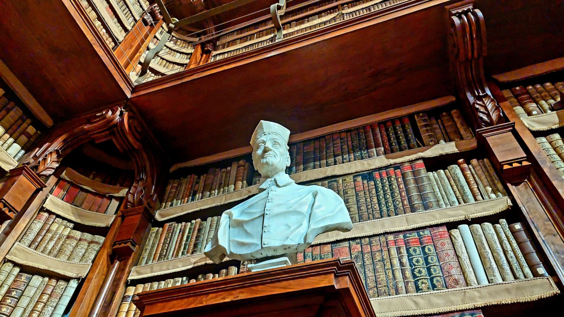 Le biblioteche italiane sono i veri data center Cinque biblioteche italiane ci ricordano quanto spazio eravamo disposti a dedicare alla conoscenza | Image 620134