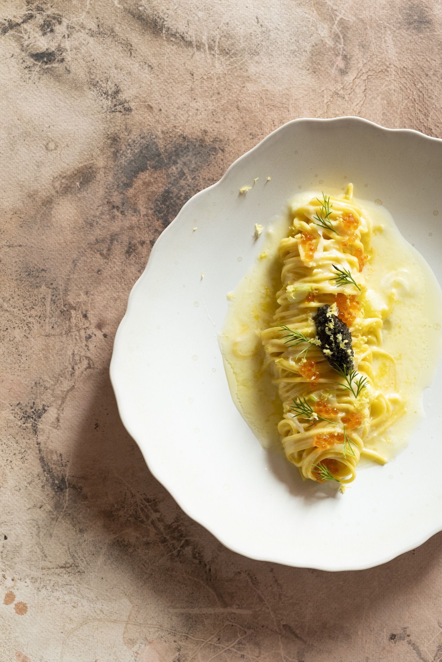 «Le idee migliori nascono da ciò che non conosci ancora», intervista a Mauro Colagreco Dal Mirazur al Lago di Como, lo chef argentino racconta Cetino e una cucina costruita tra nuovi ingredienti, tradizioni locali e geografie personali | Image 620296