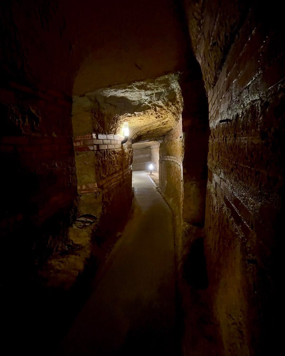 Tutto quello che l'Italia ha nascosto sottoterra Un tour di cinque città sotterranee destinate a ogni scopo | Image 620686