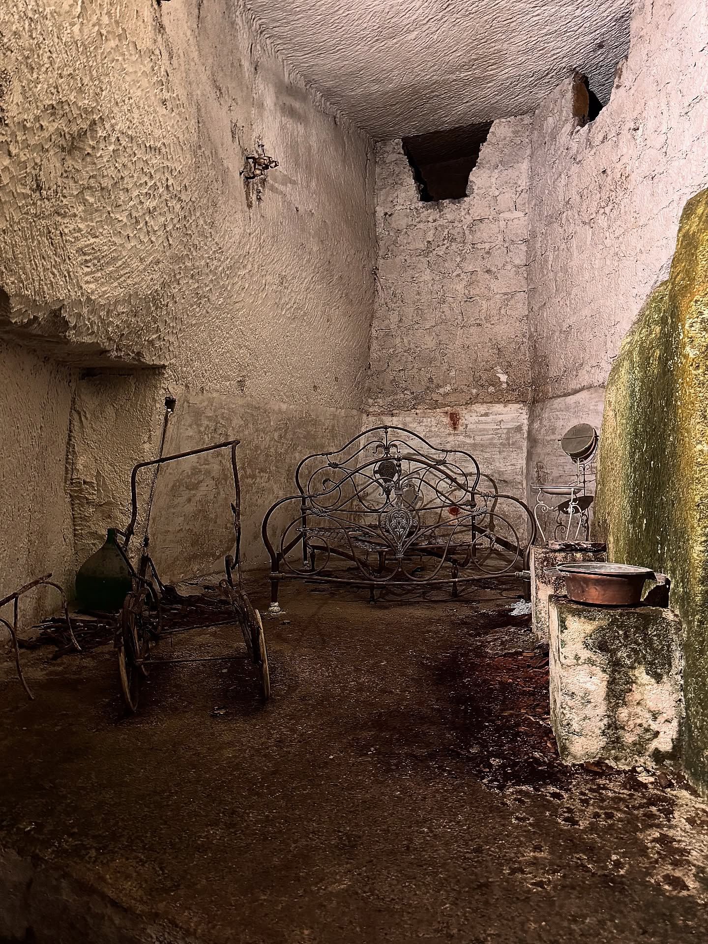 Tutto quello che l'Italia ha nascosto sottoterra Un tour di cinque città sotterranee destinate a ogni scopo | Image 620676
