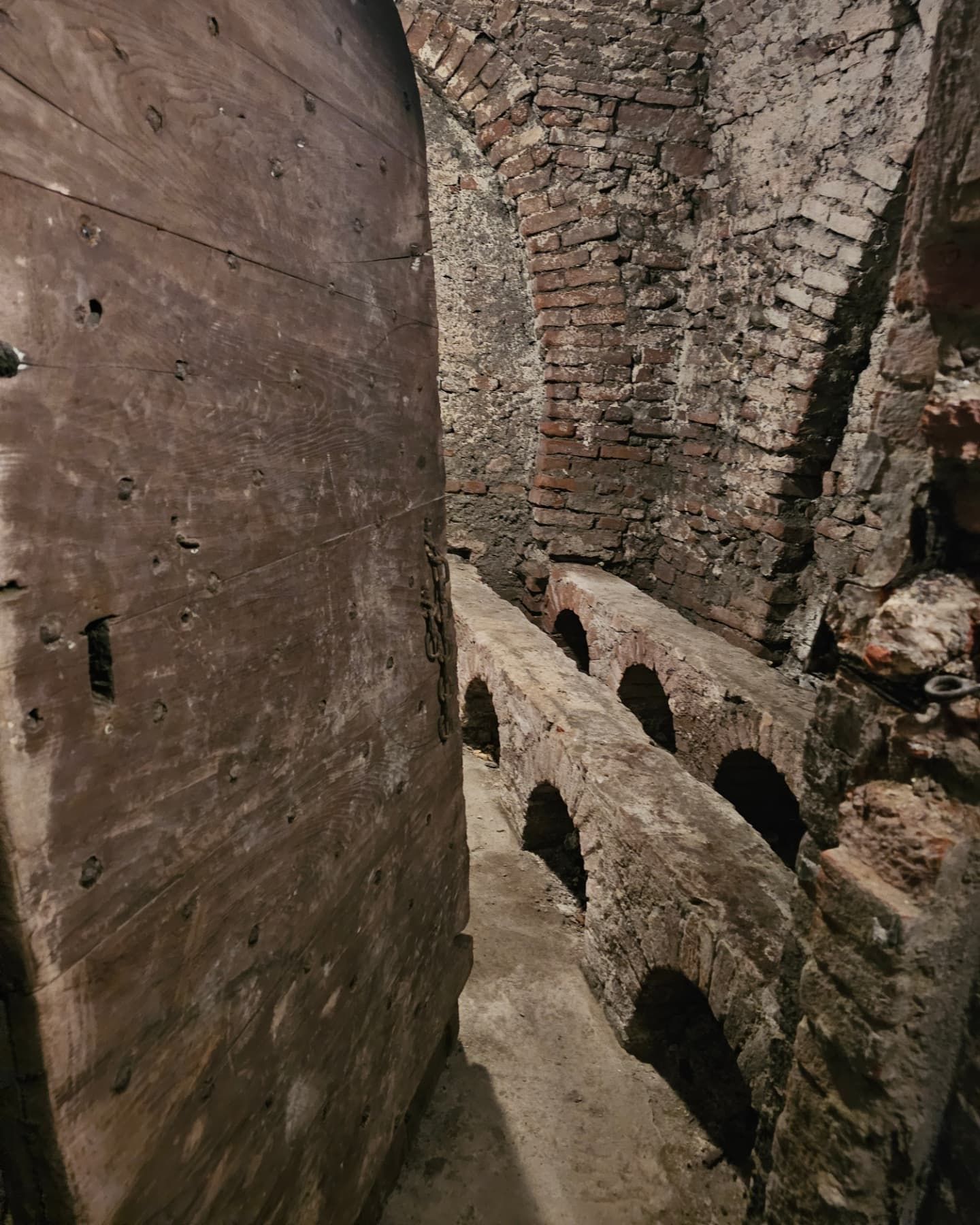 Tutto quello che l'Italia ha nascosto sottoterra Un tour di cinque città sotterranee destinate a ogni scopo | Image 620679