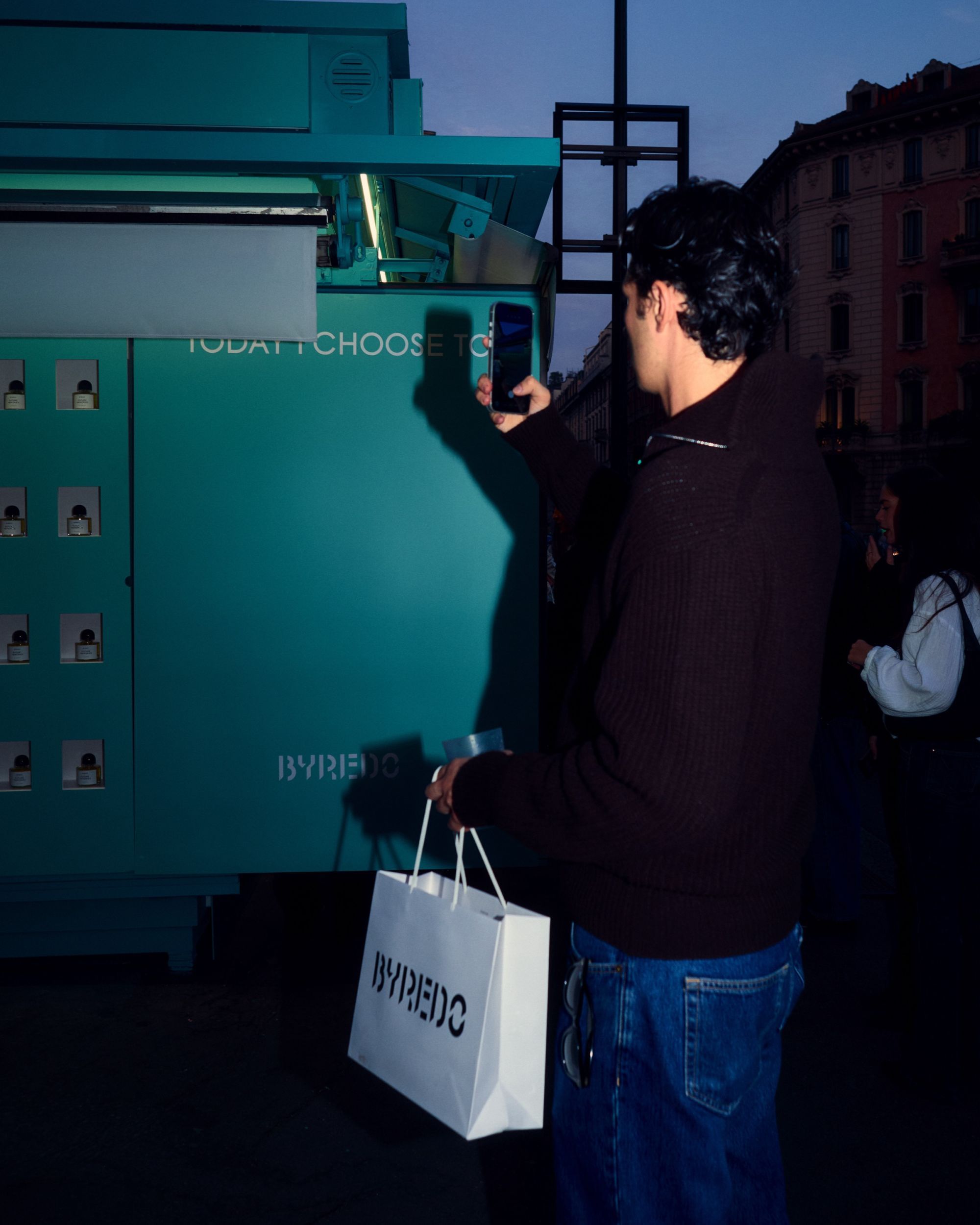 Ecco come è andato l'evento di nss edicola per il lancio di Future Memories di Byredo Una serata per celebrare la nuova fragranza e il fascino romantico dei ricordi