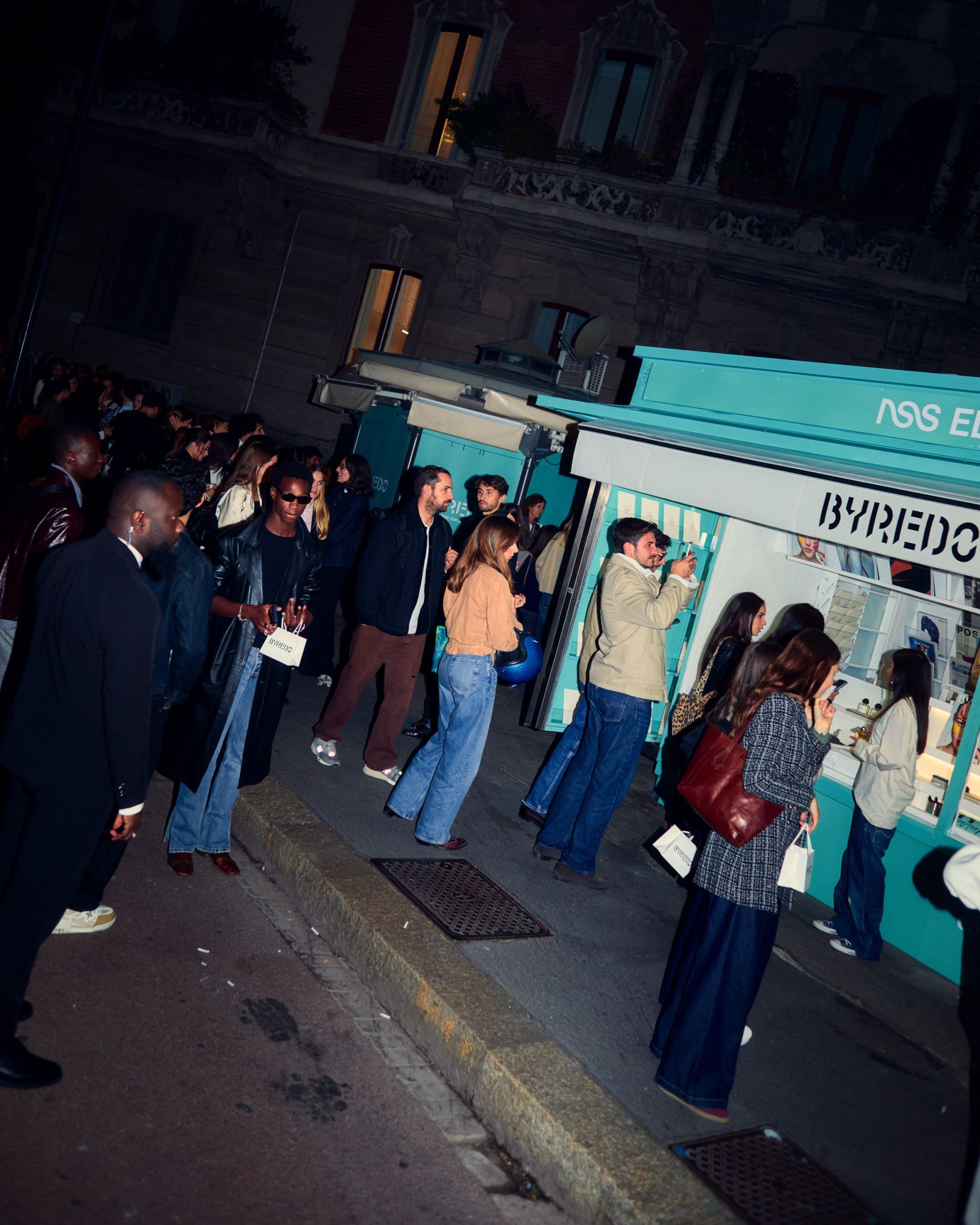 Ecco come è andato l'evento di nss edicola per il lancio di Future Memories di Byredo Una serata per celebrare la nuova fragranza e il fascino romantico dei ricordi